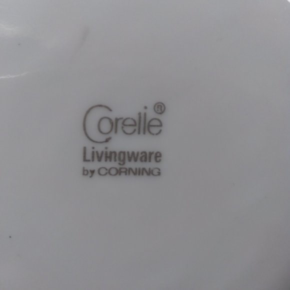 Corelle Livingware cerial bowls and tea/coffee cups - Picture 2 of 10